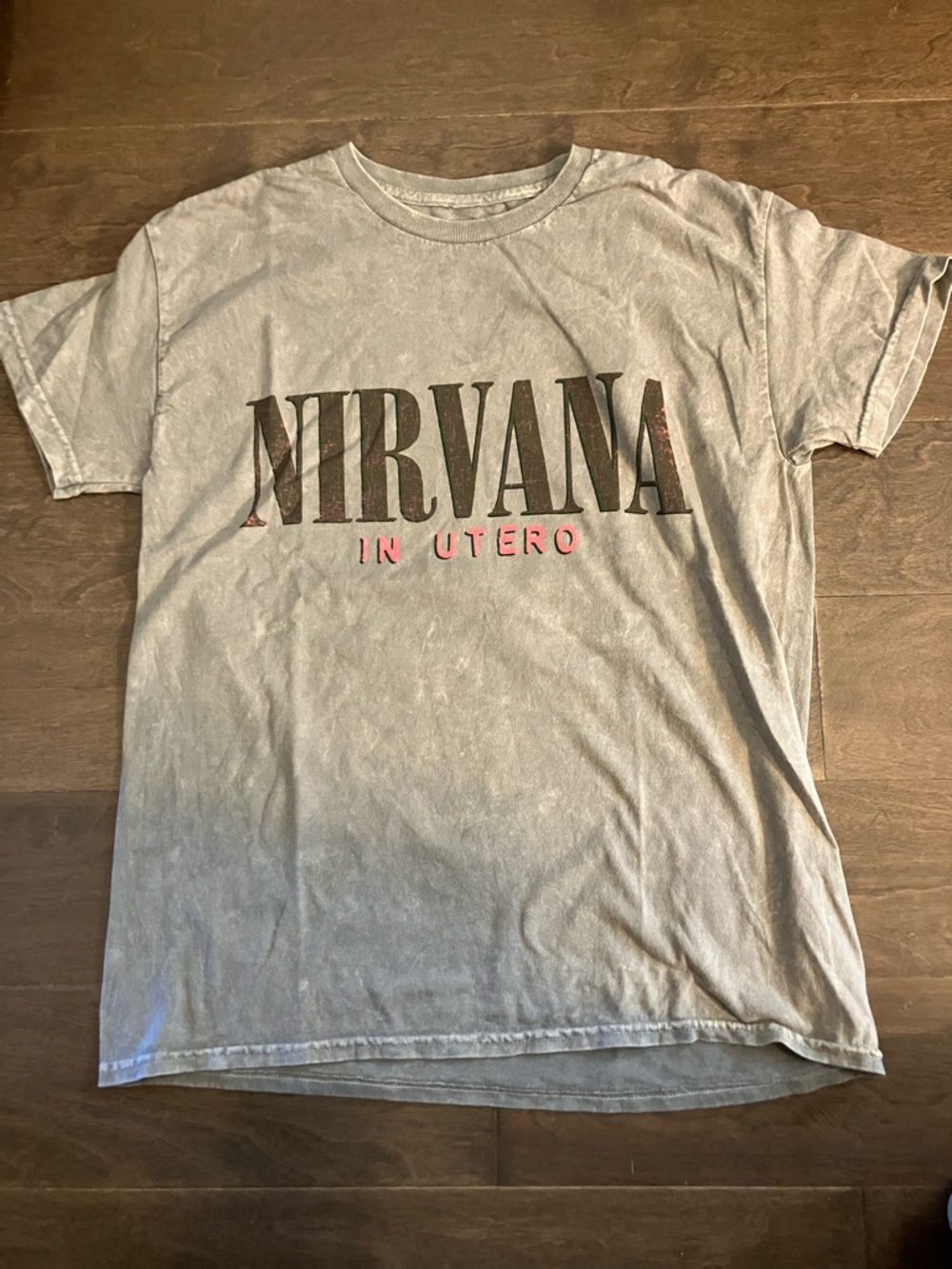 NIRVANA In Utero Logo cotton Tee - Faded Gray with Pink Accent medium.